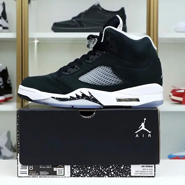 5 JORDAN 2021 Kimikick RETRO AIR 'OREO' 0524